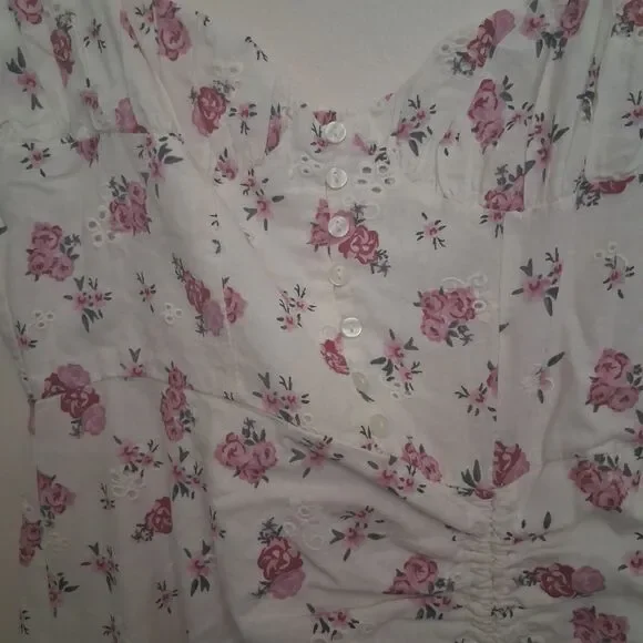 Zara Cottage Pink Floral Dress Eyelet Front Slit Sweetheart Neck - Picture 3 of 8